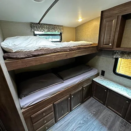 American Camping Am Plauer *